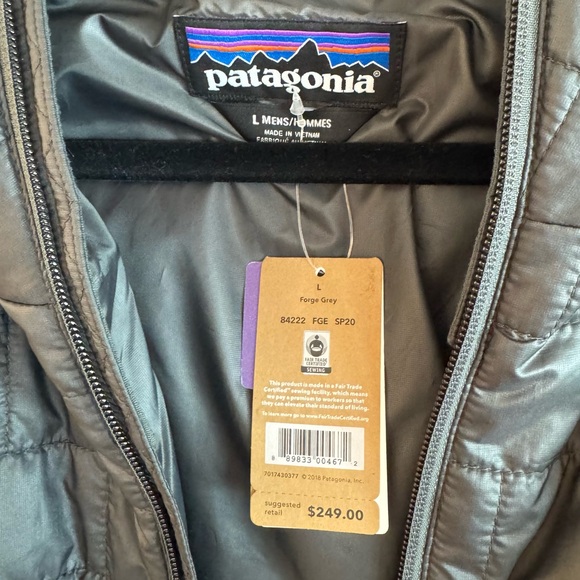 Patagonia Men's Hooded L Charcoal Puffer Jacket - Picture 6 of 7